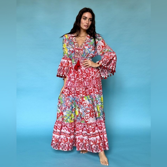 Dresses & Skirts - LEONI AL SOLE Abito lungo con scollo a V